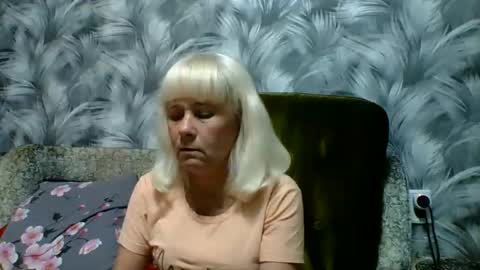 Snapshot of sakura_blonde chatting on 26, 10, 2025 sakura_blonde online show from 26, 10, 2025