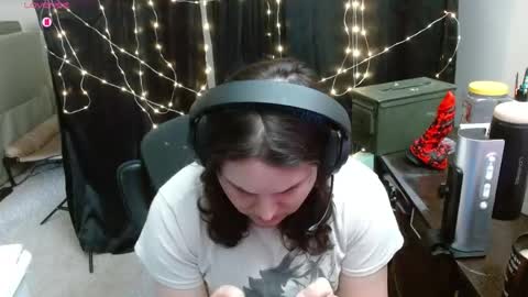 salacious_bunny online show from 11, 4, 2026