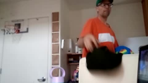 Snapshot of salis1981 chatting on 2, 3, 2025 salis1981 online show from 2, 3, 2025