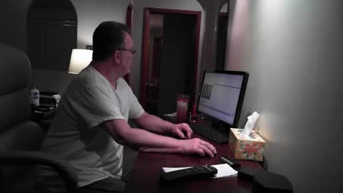 Snapshot of sally______ chatting on 10, 5, 2026 sally______ online show from 10, 5, 2026