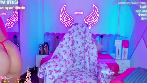 Snapshot of sallybrown_ chatting on 27, 4, 2026 miss Sally online every night from 1am to 8am Colombia time online show from 27, 4, 2026