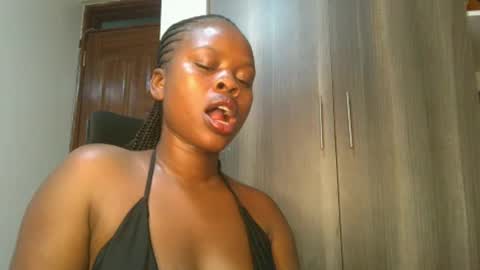 Snapshot of sallysasha254 chatting on 4, 12, 2024 sallysasha254 online show from 4, 12, 2024