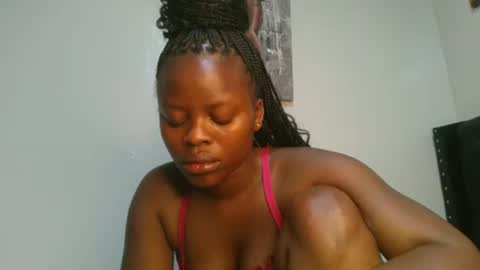 Snapshot of sallysasha254 chatting on 30, 12, 2024 sallysasha254 online show from 30, 12, 2024