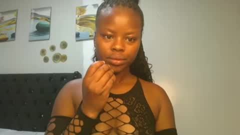 Snapshot of sallysasha254 chatting on 6, 1, 2025 sallysasha254 online show from 6, 1, 2025