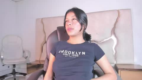 Snapshot of salmaportman_ chatting on 15, 5, 2026 salmaportman_ online show from 15, 5, 2026