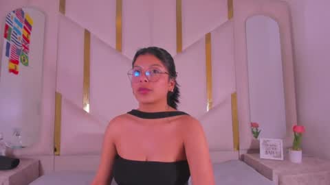 Snapshot of salmaportman_ chatting on 22, 7, 2026 salmaportman_ online show from 22, 7, 2026