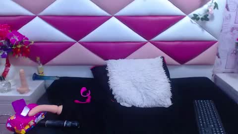 Snapshot of salmasantos chatting on 20, 1, 2025 salmasanto online show from 20, 1, 2025