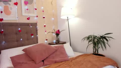 Snapshot of salo____ chatting on 14, 2, 2026 Salo online show from 14, 2, 2026