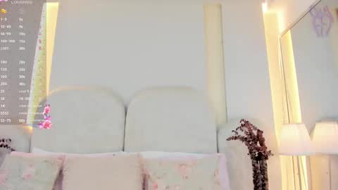   online show from 16, 10, 2025