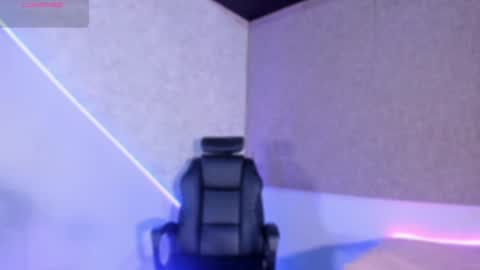 Salome Ferreira online show from 17, 11, 2025