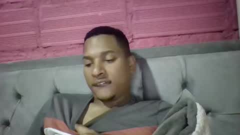 Snapshot of salomoon23 chatting on 22, 12, 2024 INSTAGRAM luis1pedraza online show from 22, 12, 2024