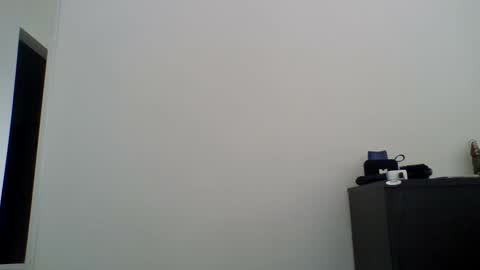 Snapshot of salomoon23 chatting on 1, 5, 2026 INSTAGRAM luis1pedraza online show from 1, 5, 2026