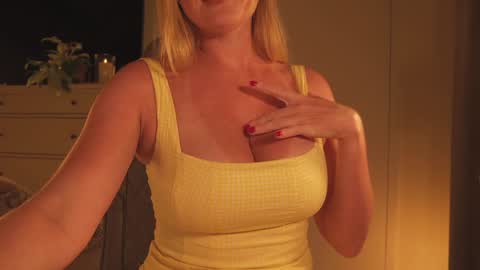 IsaBella-  online show from 19, 2, 2026