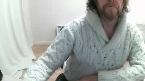 Snapshot of saltimbanquier chatting on 11, 2, 2025 Saltimbanquier Salt ou Banquier online show from 11, 2, 2025