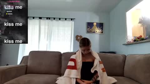 Salty Captain 69  Hat Girl 69 online show from 13, 10, 2025