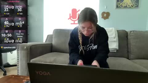Salty Captain 69  Hat Girl 69 online show from 15, 10, 2025