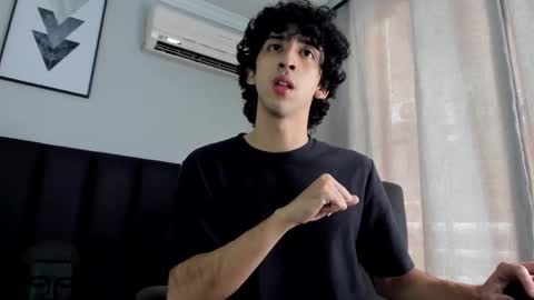 Snapshot of salvatore_monterey chatting on 4, 3, 2025 salvatore online show from 4, 3, 2025