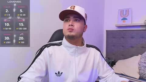 Snapshot of salvatore_muller chatting on 17, 9, 2025 Salvatore  online show from 17, 9, 2025