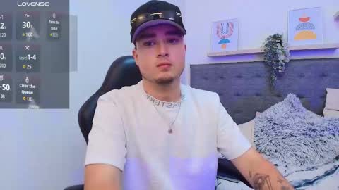 Snapshot of salvatore_muller chatting on 19, 9, 2025 Salvatore  online show from 19, 9, 2025