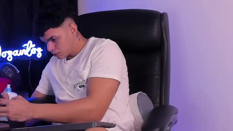 Snapshot of sam_dosantos chatting on 8, 12, 2024 llll sammu llll online show from 8, 12, 2024