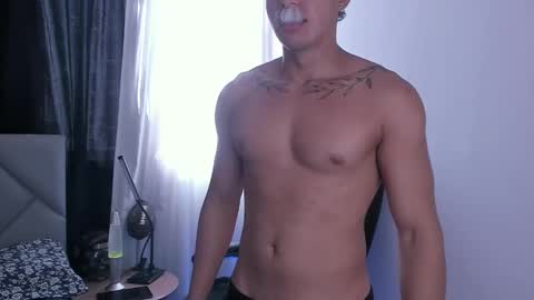 Snapshot of sam_dosantos chatting on 13, 2, 2025 llll sammu llll online show from 13, 2, 2025