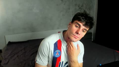 Snapshot of sam_huston18 chatting on 18, 6, 2026 BACK IN 2 WEEKS online show from 18, 6, 2026