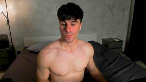 Snapshot of sam_huston18 chatting on 30, 7, 2026 BACK IN 2 WEEKS online show from 30, 7, 2026
