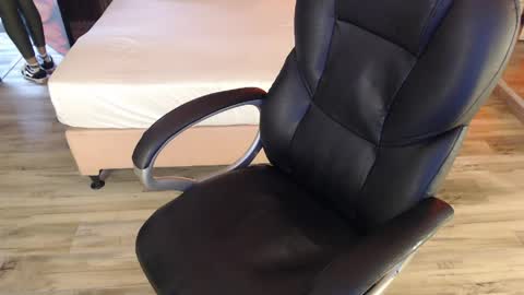 Snapshot of sam_mansson66 chatting on 9, 4, 2026 SAM MANSON online show from 9, 4, 2026