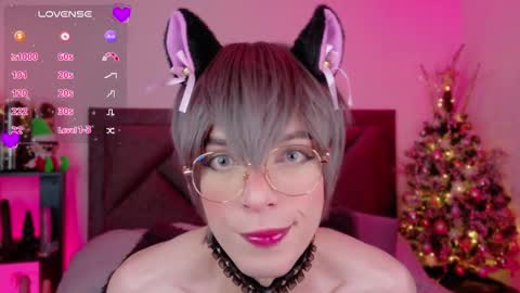 Snapshot of sam_russo chatting on 12, 12, 2024 Sam online show from 12, 12, 2024