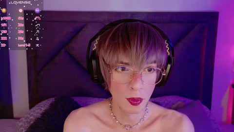 Snapshot of sam_russo chatting on 7, 2, 2025 Sam online show from 7, 2, 2025