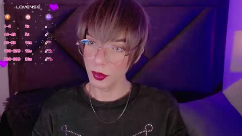 Snapshot of sam_russo chatting on 10, 2, 2025 Sam online show from 10, 2, 2025