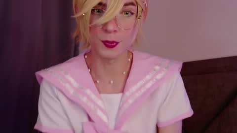 Snapshot of sam_russo chatting on 9, 3, 2025 Sam online show from 9, 3, 2025