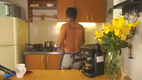 Snapshot of sam_thompson_z chatting on 3, 6, 2026 SAMUEL THOMPSON online show from 3, 6, 2026
