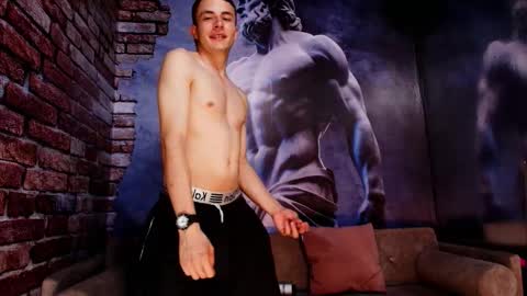 Snapshot of sam_vega_ chatting on 18, 11, 2025 Sam Vega online show from 18, 11, 2025