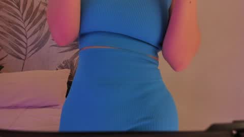 Snapshot of samaantha_white_ chatting on 6, 5, 2026 Samaantha online show from 6, 5, 2026