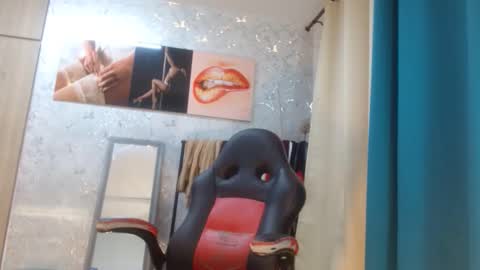 Snapshot of samanta_brownn_ chatting on 18, 4, 2026 samanta online show from 18, 4, 2026