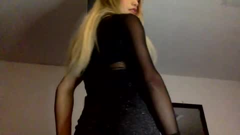 Snapshot of samanta_loch chatting on 23, 6, 2026 samanta loch online show from 23, 6, 2026
