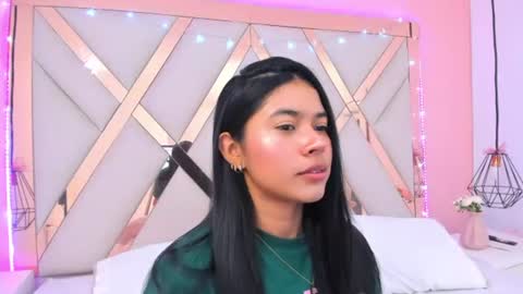 Snapshot of samantaa_shy chatting on 25, 6, 2026 sam online show from 25, 6, 2026