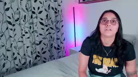 Snapshot of samantaher chatting on 6, 7, 2026 samantaher online show from 6, 7, 2026