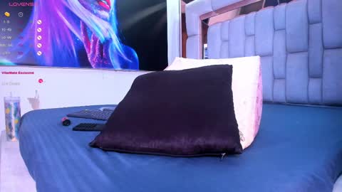 S A M A N T A   online show from 9, 2, 2025