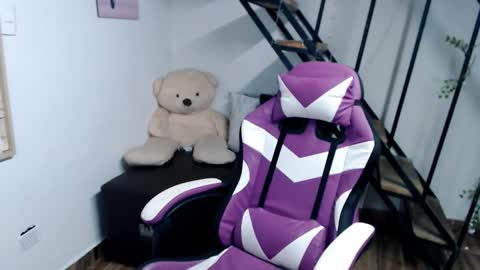 Snapshot of samantha2girl chatting on 23, 11, 2025 samantha online show from 23, 11, 2025