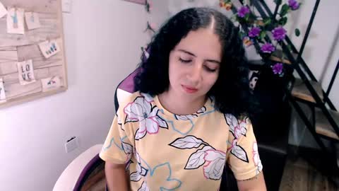 Snapshot of samantha2girl chatting on 18, 4, 2026 samantha online show from 18, 4, 2026