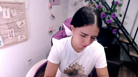 Snapshot of samantha2girl chatting on 19, 5, 2026 samantha online show from 19, 5, 2026