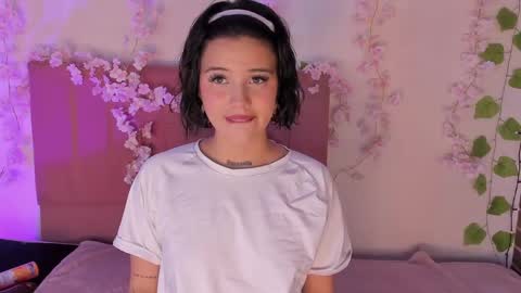 samantha_browwnn online show from 28, 4, 2026