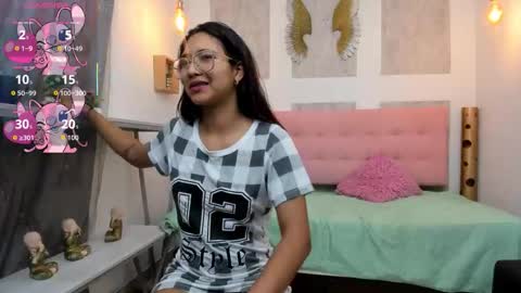 Snapshot of samantha_fox8 chatting on 9, 11, 2025 online show from 9, 11, 2025