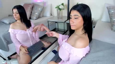 Snapshot of samantha_hotly chatting on 6, 5, 2026 Samantha online show from 6, 5, 2026