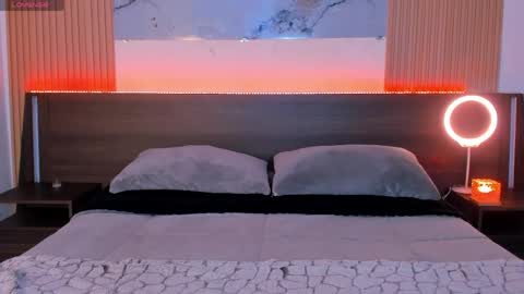 Snapshot of samantha_moons chatting on 2, 6, 2026 samantha_moons online show from 2, 6, 2026