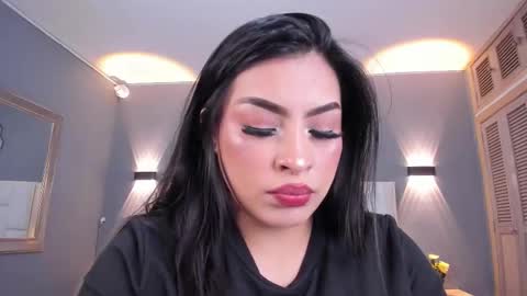  Samanthaa online show from 4, 11, 2025