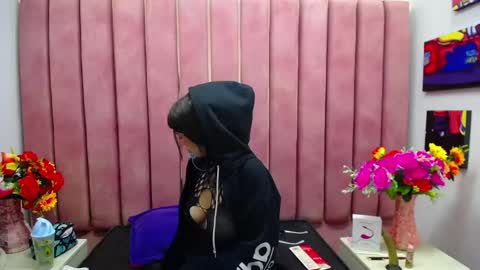 Snapshot of samanthaa_smitth chatting on 7, 12, 2024 Samantha Smitth online show from 7, 12, 2024