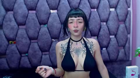Snapshot of samanthaa_smitth chatting on 26, 2, 2025 Samantha Smitth online show from 26, 2, 2025